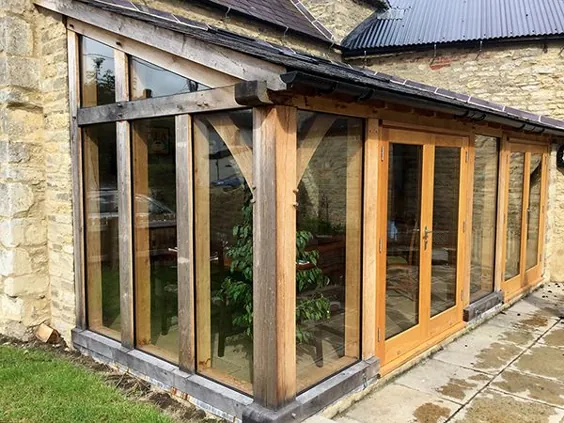 بلوط Lean-to Extension ، شیر ، وندلبوری - Shires Oak Buildings