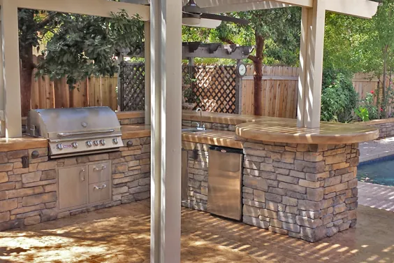 آشپزخانه در فضای باز El Dorado Stone Vanier با پوشش پاسیو - تصویر سفارشی Hardscape - سازنده آشپزخانه در فضای باز Sacramento، CA