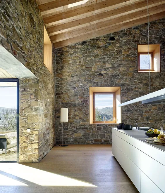 طراحی مدرن یک خانه سنگی قدیمی در اسپانیا〛 ◾ عکس ◾ ایده ها ◾ طراحی