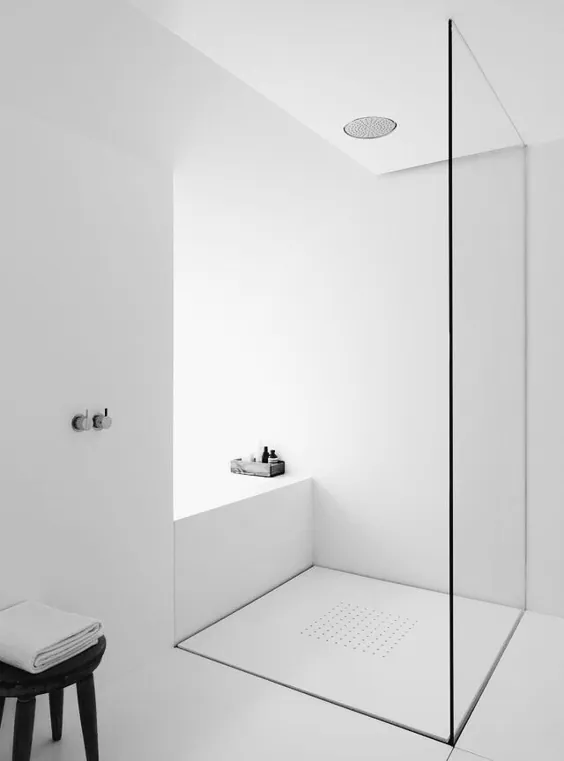 COCOON minimalistische Inspiration für das Badezimmerdesign hochwertiger Edelstahl - معماری DI