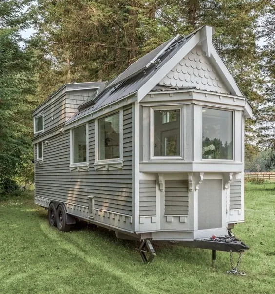 Heritage Tiny House توسط Summit Tiny Homes