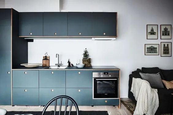 آشپزخانه جمع و جور به رنگ آبی - طراحی COCO LAPINE