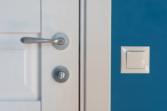 چگونه می توان قاب درب ورودی را تعمیر کرد؟