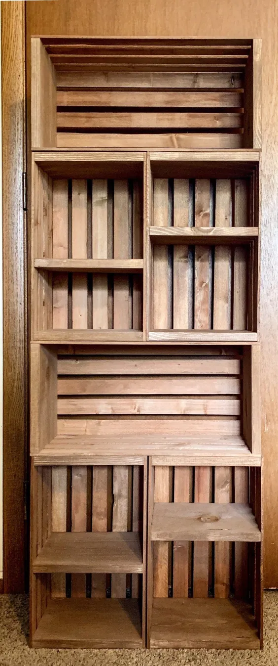 قفسه کتاب جعبه ای انباشته چوبی Rustic