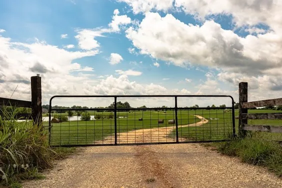 5 نوع دروازه مزرعه و چگونه می توان بهترین آن را انتخاب کرد؟