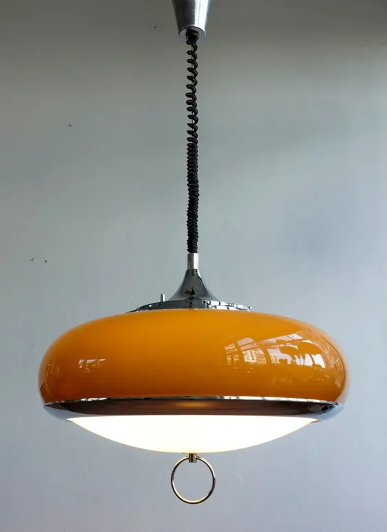 چراغ آویز توسط تیم طراحی Guzzini برای Meblo ، دهه 1970 |  # 99376