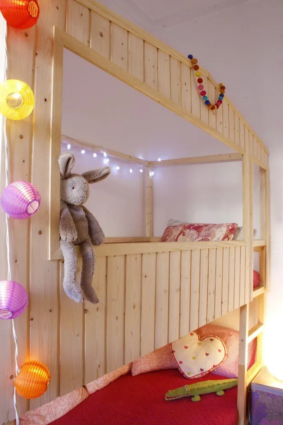 DIY: خانه ای چوبی با تخت های Kura - IKEA Hackers