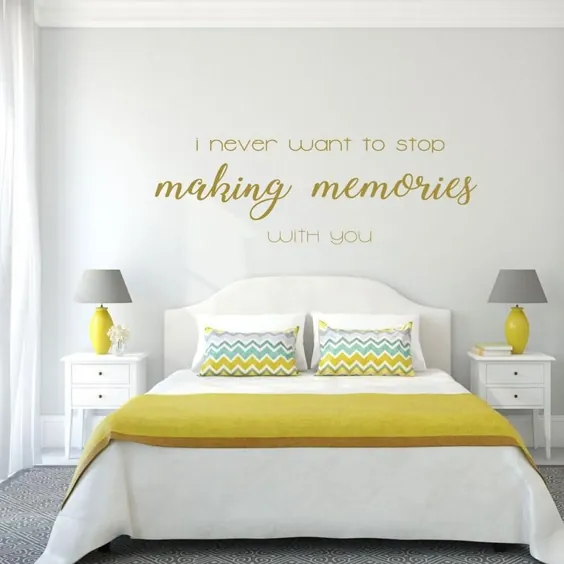 عکس برگردان دیواری اتاق خواب برای زوجین - نقل قول از عشق وینیل: "ساخت خاطرات" - موجود در اندازه های کوچک و بزرگ و 25 رنگ مختلف روشن