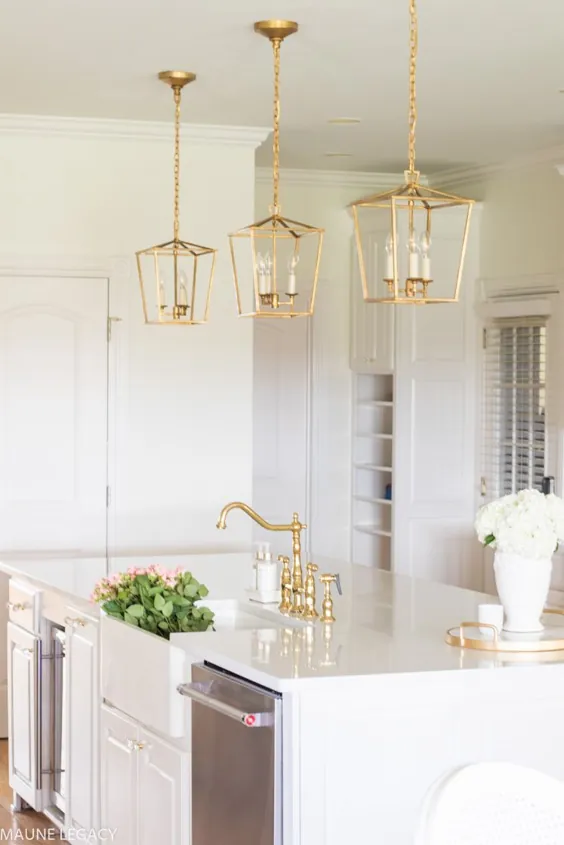بازسازی آشپزخانه سفید با لهجه های طلا |  طراحی خانه |  جنیفر مون