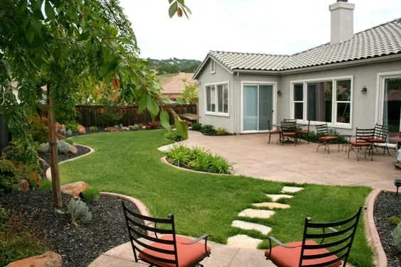 24 ایده زیبا برای طراحی منظره حیاط خلوت