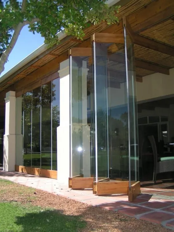 اسلاید به بیرون: 7 روش استفاده از درهای شیشه ای کشویی در دکوراسیون منزل
