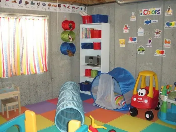 Makeshift Playroom - به یک T