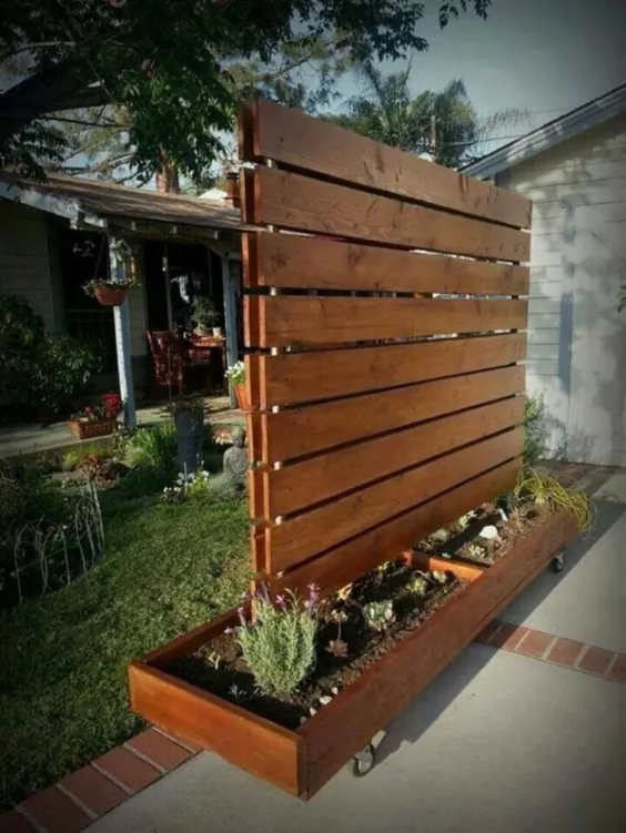7 راه برای ایجاد حریم خصوصی در حیاط خانه خود با دیوارهای چوبی