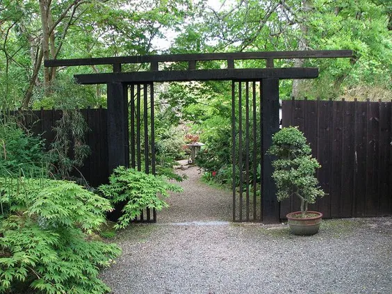 دروازه ورودی ، باغ ژاپنی St Mawgan