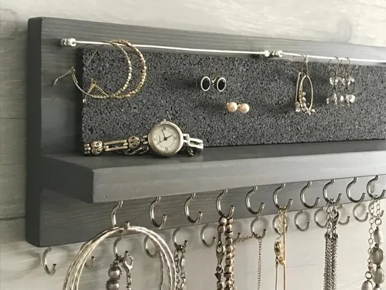 نگهدارنده گردنبند سازنده طلا و جواهر خاکستری 14 قلاب با قلاب های نقره ای - چوبی روستیک دیواری ، دستبند گردنبند ، گوشواره
