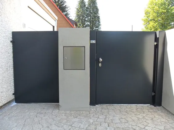 Zaunanlagen aus Kirchheim bei MÃ1⁄4nchen mit Einfahrts- und Eingangstor