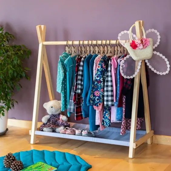 قفسه لباس به سبک Montessori Teepee با ذخیره سازی |  دکور اتاق کودک |  رک لباس برای کودکان |  قفسه لباس چوبی |  قفسه نمایشگر بازار