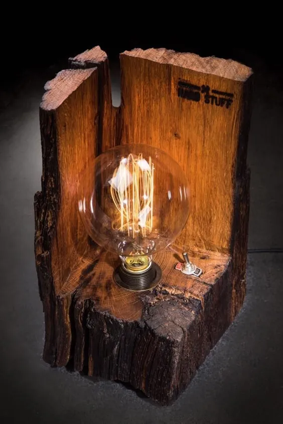 "The Cube" Tischleuchte aus 100+ Jahre alter Eiche in Kombination mit industri... - Holz Tisch DIY