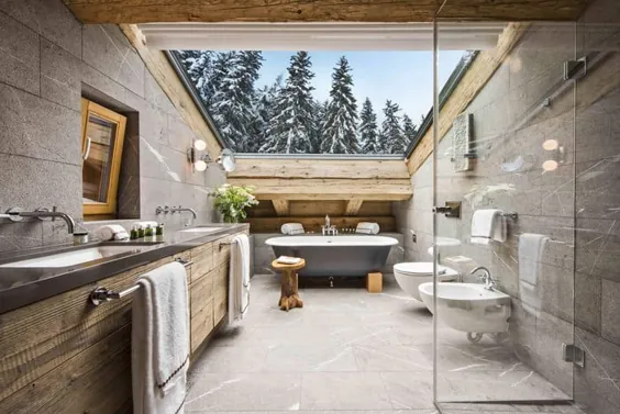 حمام با سقف شیشه ای در Verbier ، سوئیس