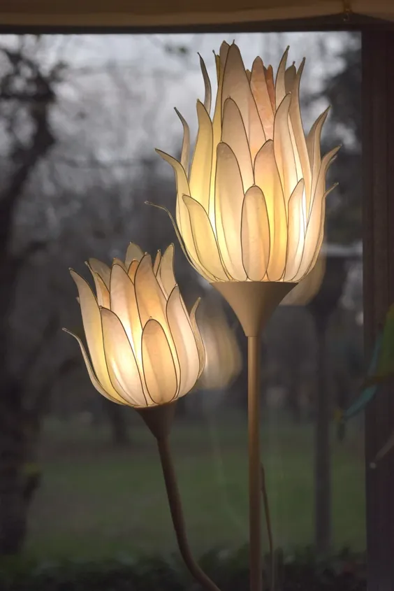 Floor Lamp 2 Flowers White Lotus Flower with Blossom تک مدل آماده ارسال رزین کاغذی دست ساز