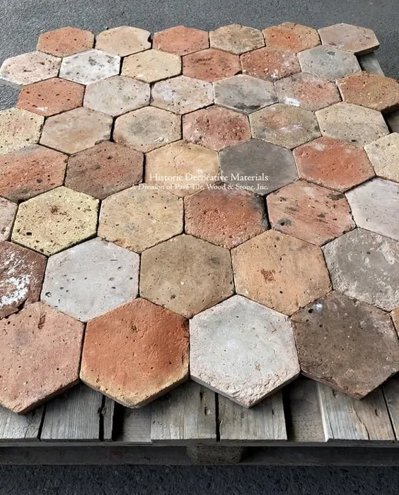 مقدار کلاسیک رنگی موجود در بورس: کاشی Hexagon Terra Cotta اصلاح شده فرانسوی - مورد # PA104 - فروخته شده