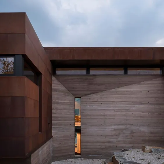 یلوستون رزیدنس: خانه کوهستانی مدرن در بیگ اسکای، مونتانا (ایالات متحده آمریکا) توسط معماران استوارت سیلک