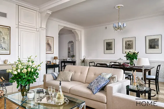 خانه مدرن کلاسیک Czym charakteryzuje się styl - wnętrza ، meble ، oświetlenie؟