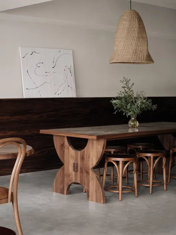 Ivy Studio یک کافه مینیمالیستی را برای مهمان نوازی لبنان برای یک کافه در مونترال قرار می دهد |  یاتزر
