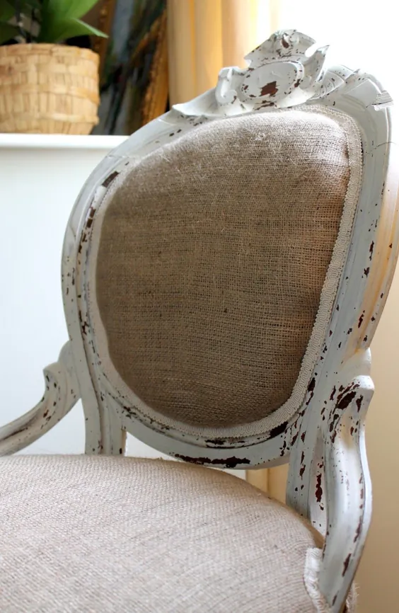 ترمیم صندلی: رنگ و اثاثه یا لوازم داخلی