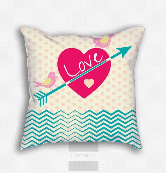 مورد بالش پرتاب Love Heart Arrow Chevron Throw