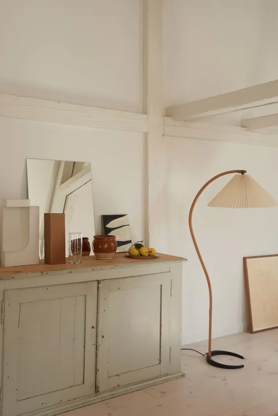 یک آپارتمان سبک نور در کپنهاگ با استخوان های قدیمی و روحیه جوانی |  خلاصه معماری