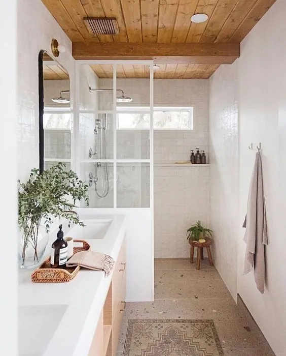 Amy Peltier Interiors and Home در اینستاگرام: "ما بسیاری از کارهای نوسازی حمام را انجام داده ایم و نمی توانیم منتظر بمانیم که به زودی آنها را با شما به اشتراک بگذاریم!  تا آن زمان این زیبایی را ببینید ... "