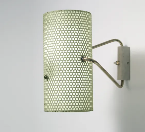 1950_ YALLOW GREEN WALL LIGHT ‘G16’ توسط Pierre GUARICHE