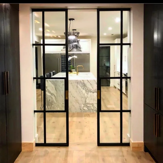 Manhattan Steel Door Co در اینستاگرام: «بازبینی پروژه ای از یکی از طراحان مورد علاقه ما.  درب های جیبی استیل سفارشی. "