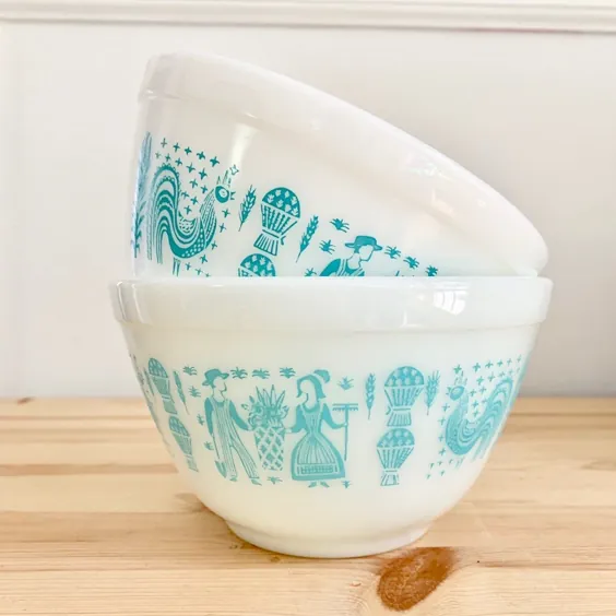 2 Pyrex Butterprint Amish 401 Bow مخلوط کردن روی مرکاری