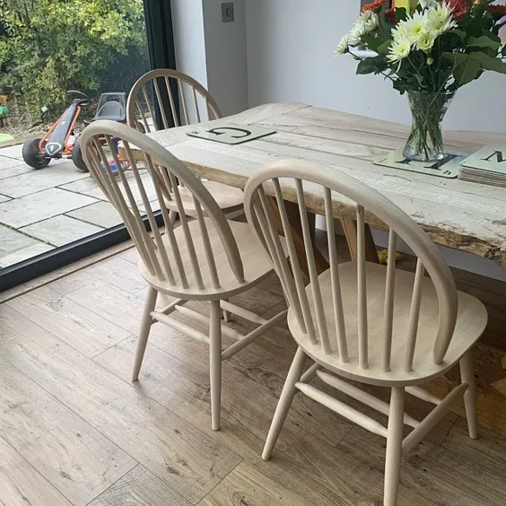 صندلی غذاخوری آشپزخانه ویندزور جامد چوبی کاملاً نقاشی شده کاملاً رنگ آمیزی شده با رنگهای فارو و توپی