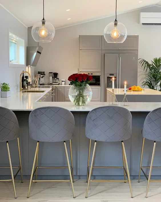 چگونه یک چهارپایه میله ای برای آشپزخانه خود انتخاب کنیم؟  گرایشهای برتر 2020