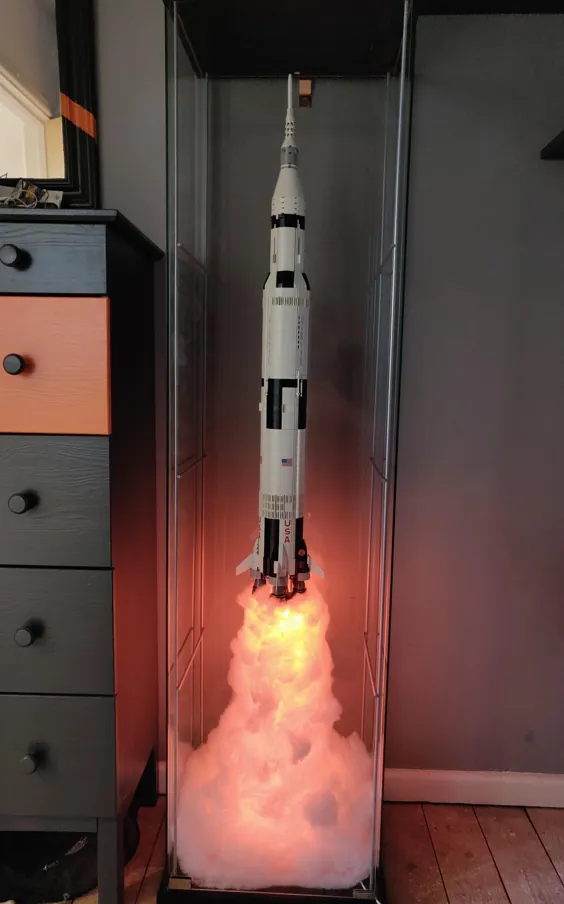 تلاش من برای نمایش LEGO Saturn V