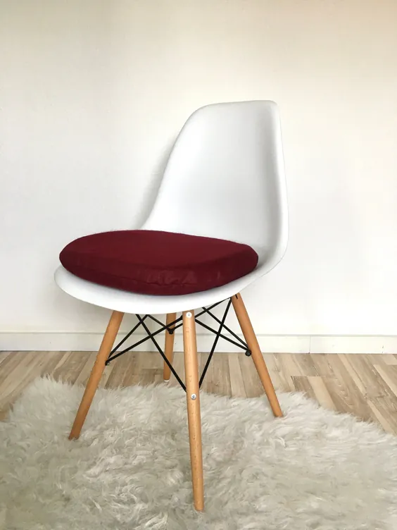 بالشتک صندلی قرمز تیره - روکش 6 سانتی متری - بالشتک صندلی Eames - بالش قرمز - صندلی Eames - بالشتک قرمز - بالشتک صندلی - بالش صندلی Eames - نمدی