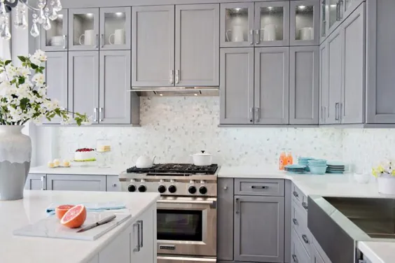آشپزخانه زیبا به رنگ خاکستری و آبی - بهسازی منزل با کاشی