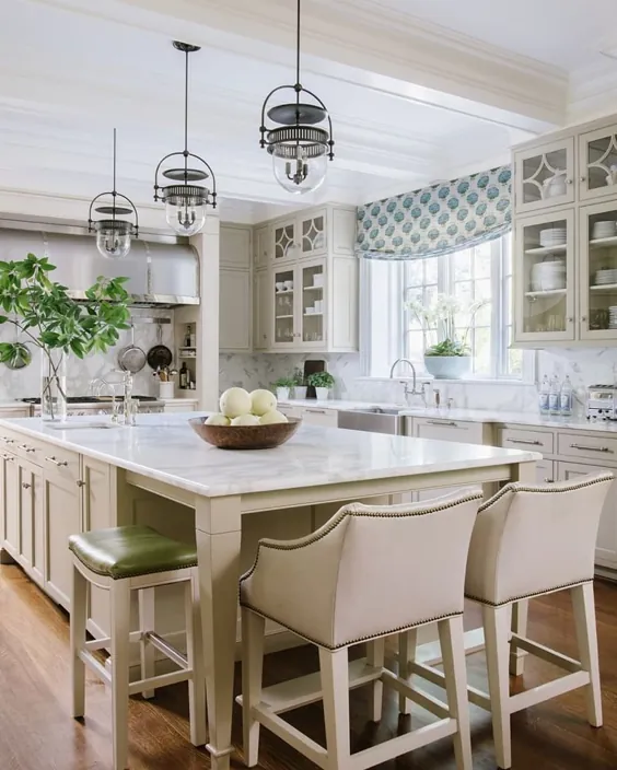 Lavender Hill Interiors در اینستاگرام: "احساس می کنم یک آشپزخانه باید یک مکان روشن و شاد در خانه باشد.  از این گذشته ، ما وقت زیادی را در آنجا می گذرانیم.  طراحی هایی مانند این "