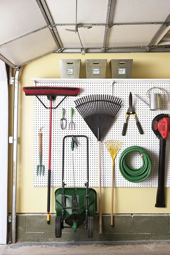 12 ایده ذخیره سازی گاراژ Genius برای سازماندهی دوچرخه ، ابزار و موارد دیگر