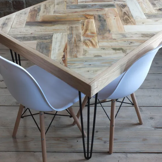 میز ناهار خوری استخوان شاه ماهی - میز چوبی نقش برجسته چوبی با پایه های سنجاق مو