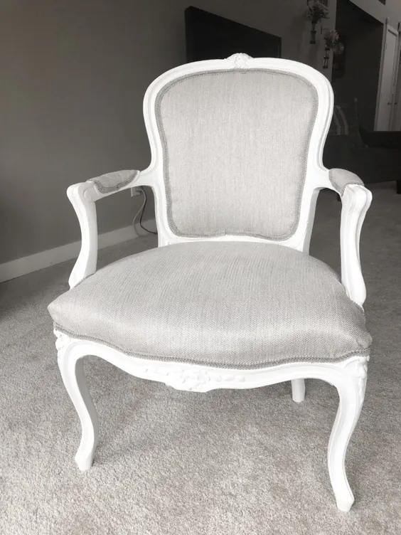چگونه می توان یک صندلی را رنگ آمیزی ، رنگ آمیزی کرد