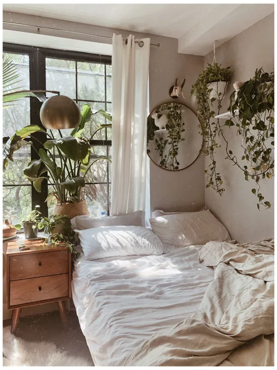 اتاق خواب زیبایی دنج سفید