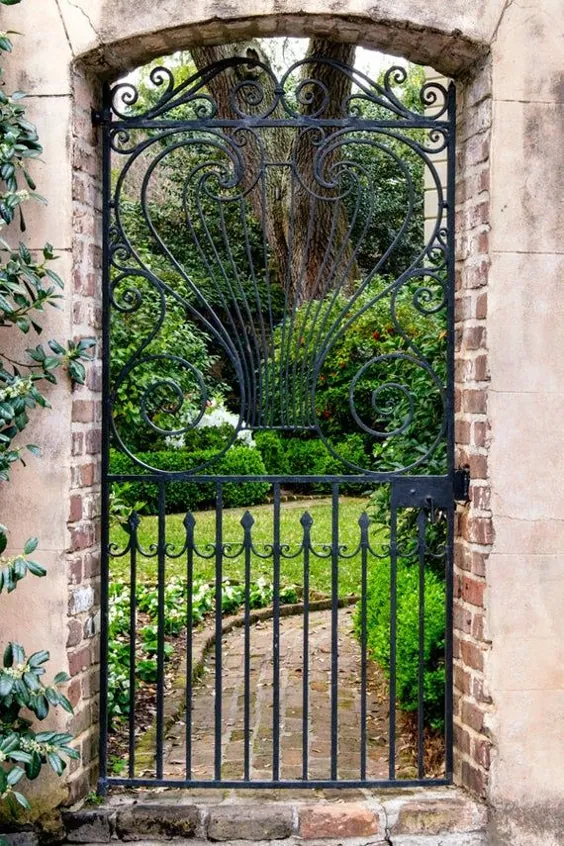 عکس دروازه باغ هنر دیوار آهنی چارلستون |  اتسی