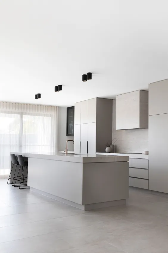 طراحی آشپزخانه برای حداقل خانه |  با استفاده از طرح رنگی تک رنگ در آشپزخانه خود