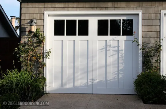 درب های گاراژ چوبی سنتی - Ziegler Doors، Inc.