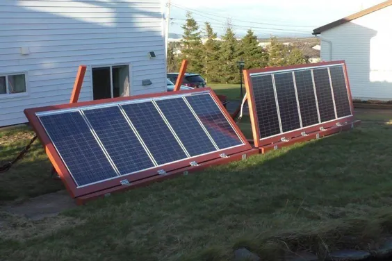 پانل های خورشیدی نصب شده روی زمین با زاویه قابل تنظیم