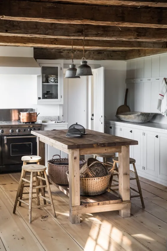 The New New England: Cape on 1751 Cape on Spruce Head in Maine - Remodelista